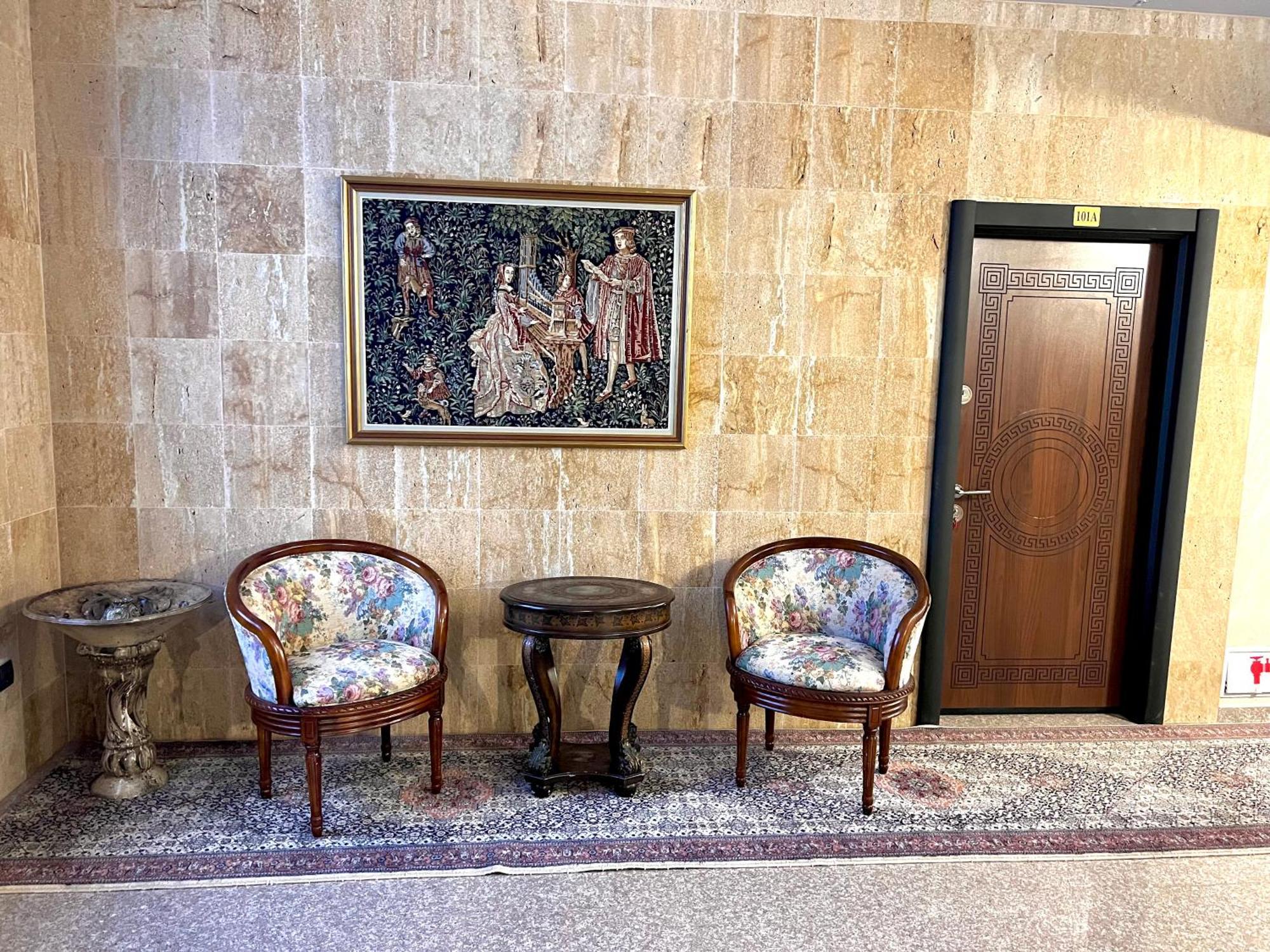 Хотел Антик Pernik Exterior foto